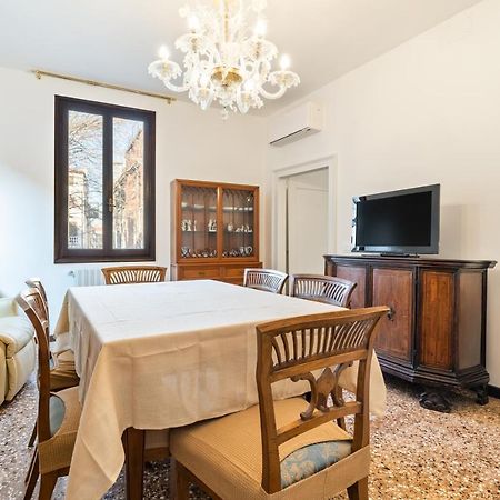 Del Remer Apartment - 5Mins From San Marco Sq البندقية المظهر الخارجي الصورة